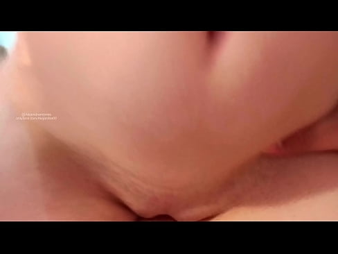 ❤️ Nukuin siskoni huoneessa ja niin heräsin siihen Kova porno at fi.yourxxxvideos.ru